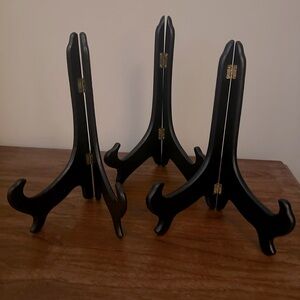 15 Vintage Easels. Different sizes and colors. Price is for ALL 15 easels.